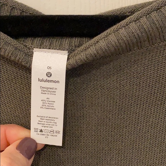 Lululemon Be at Ease poncho NWOT - Picture 5 of 5